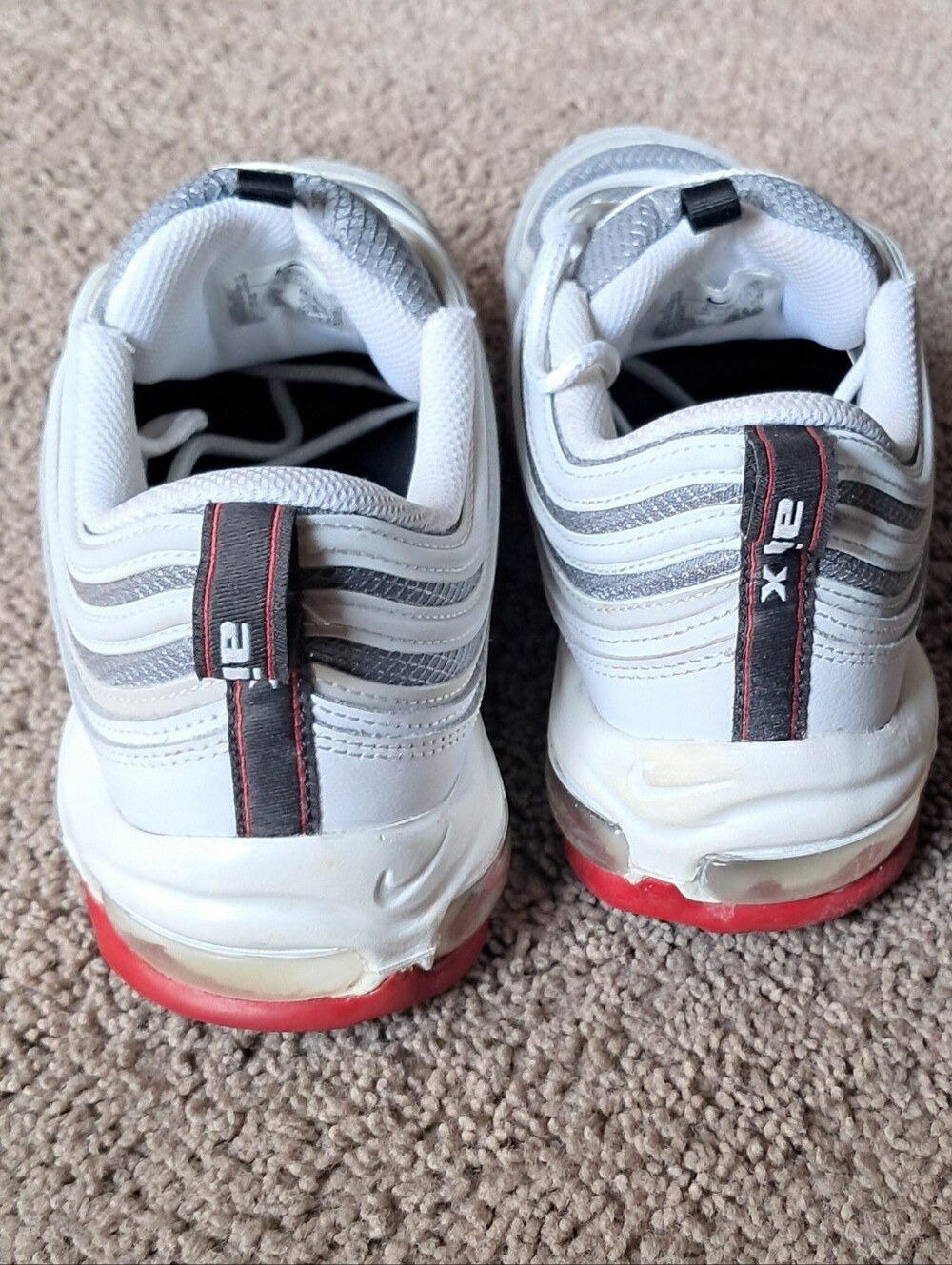 Nike Men's Size 10 ‘White Bullet’ Red Silver Air Max Shoes DM0027-100 - Picture 4 of 7